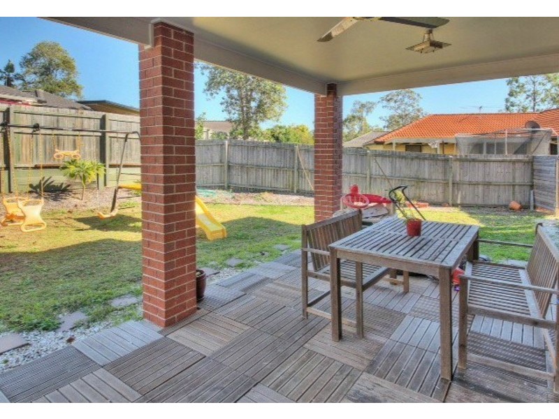 105 Jubilee Avenue, Forest Lake QLD 4078