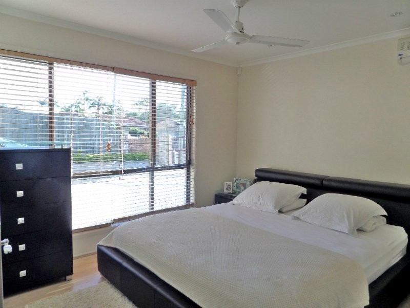 3 Lorna Street, Browns Plains QLD 4118