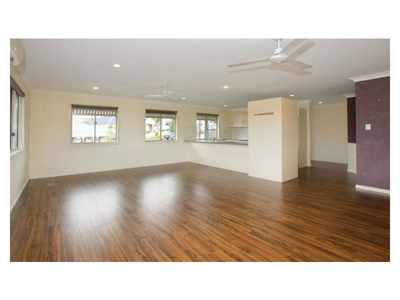 10 Horizon Drive, Springfield Lakes QLD 4300