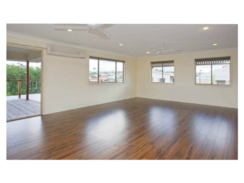 10 Horizon Drive, Springfield Lakes QLD 4300
