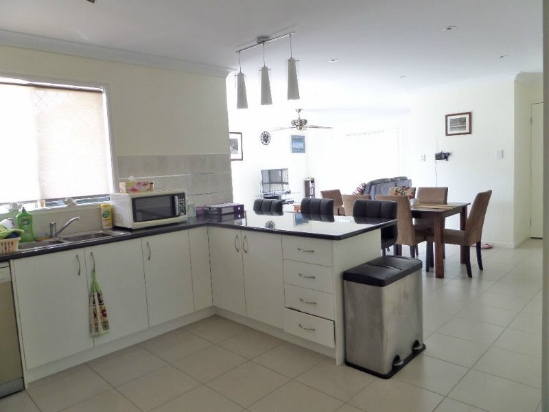 16 Airedale, Marsden QLD 4132