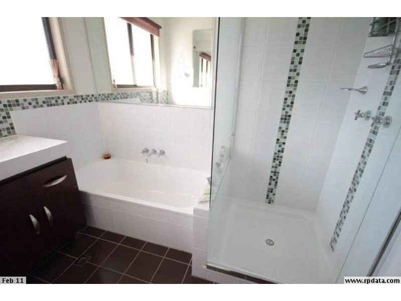 90 Edinburgh Drive, Bethania QLD 4205