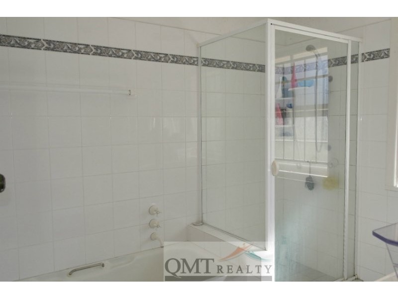 11 Tora Street, Macgregor QLD 4109
