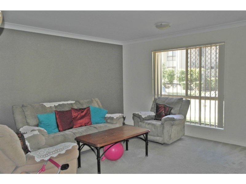 2 Mead Place, Calamvale QLD 4116