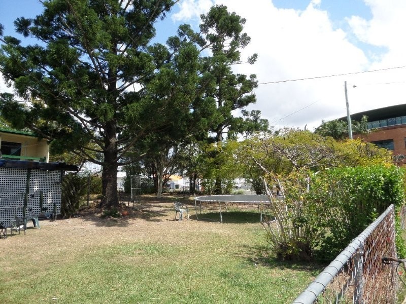 15 Ewing Road, Logan Central QLD 4114