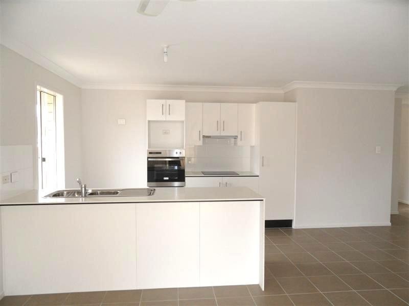 5 Stack Street, Collingwood Park QLD 4301