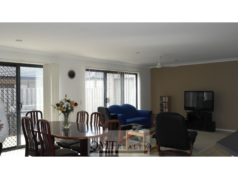 21 Budawang Street, Parkinson QLD 4115