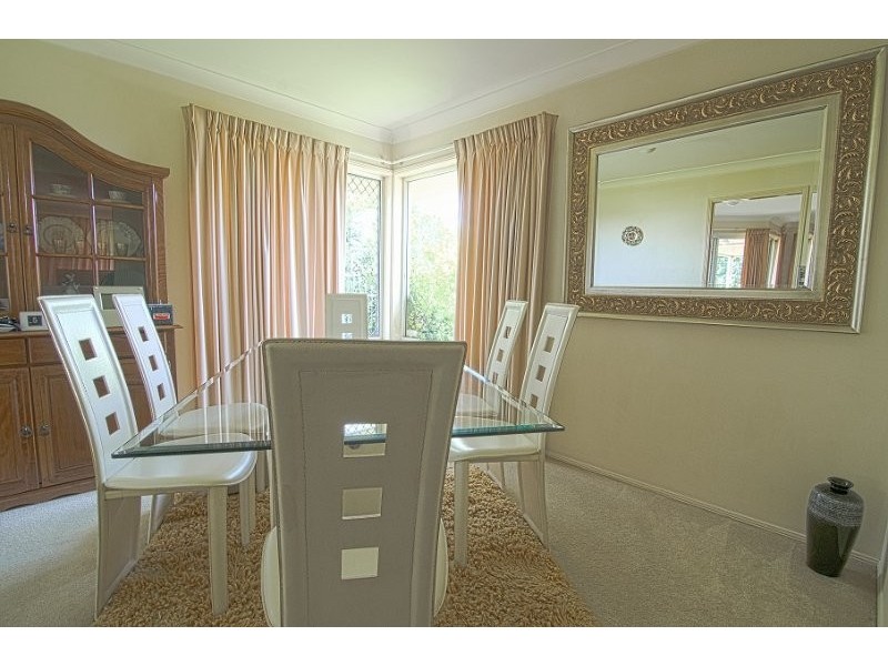 36 Golden Rain Place, Stretton QLD 4116