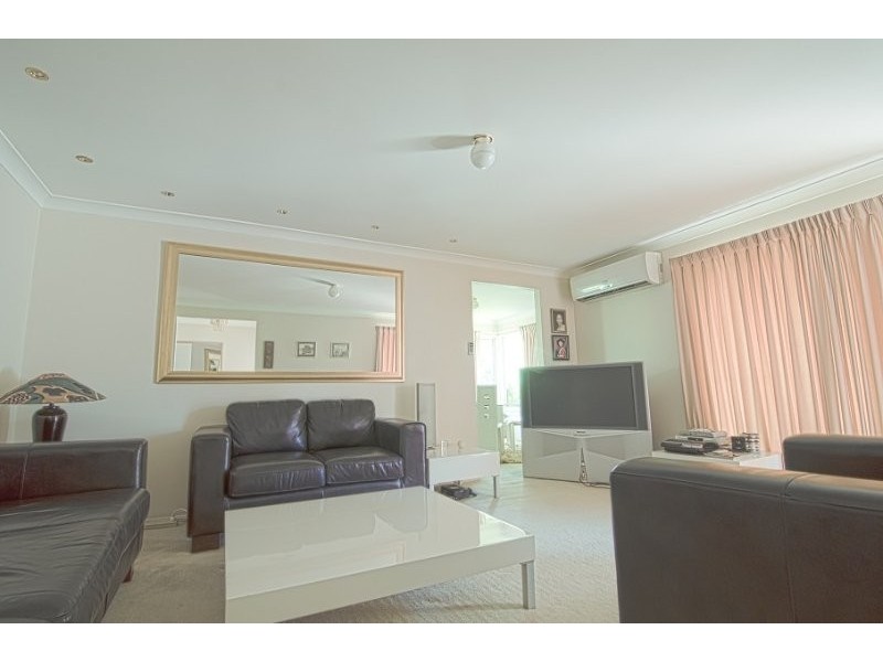 36 Golden Rain Place, Stretton QLD 4116