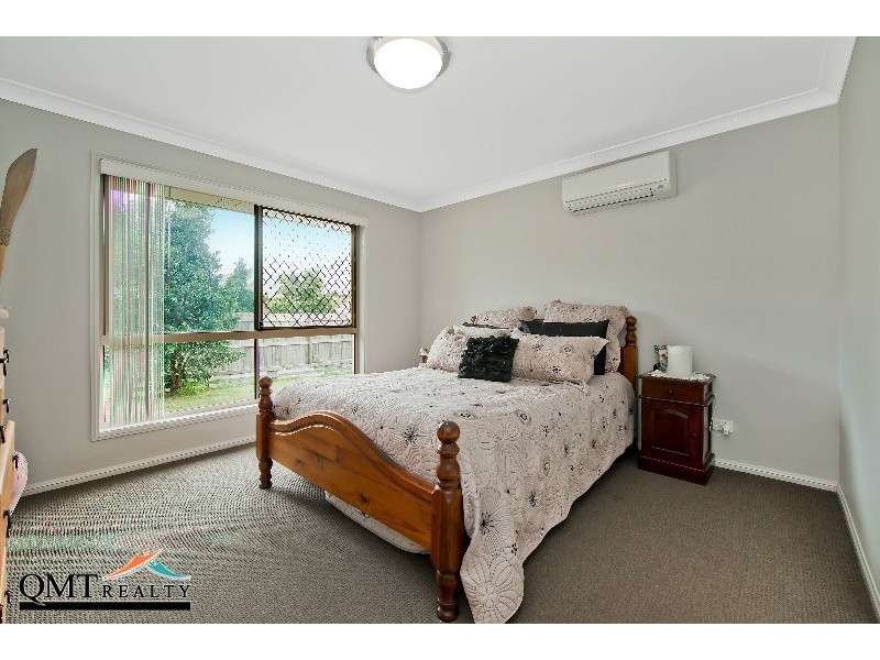 77 Laurel Street, Heathwood QLD 4110