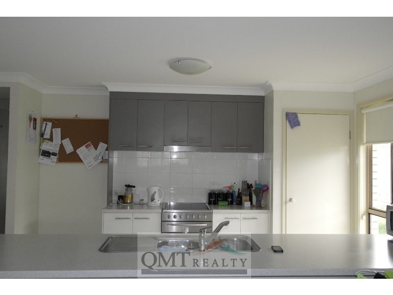 4 Tern Close, Eagleby QLD 4207