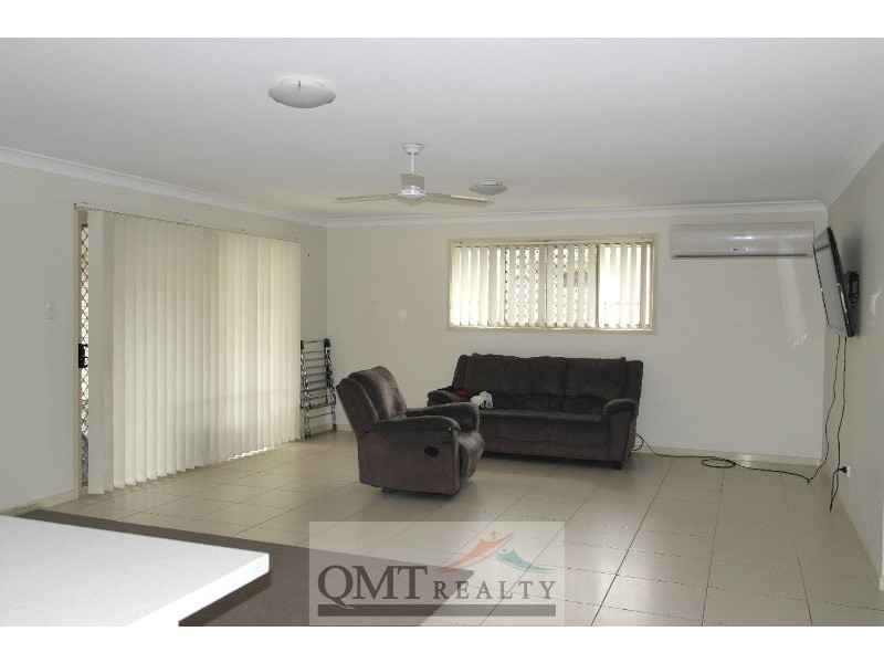 4 Tern Close, Eagleby QLD 4207