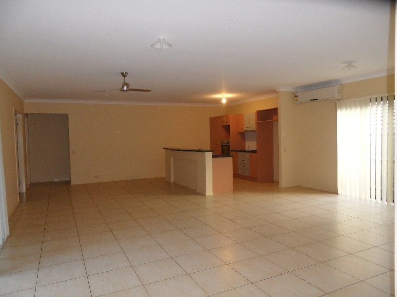 18 Apollo Place, Springfield Lakes QLD 4300