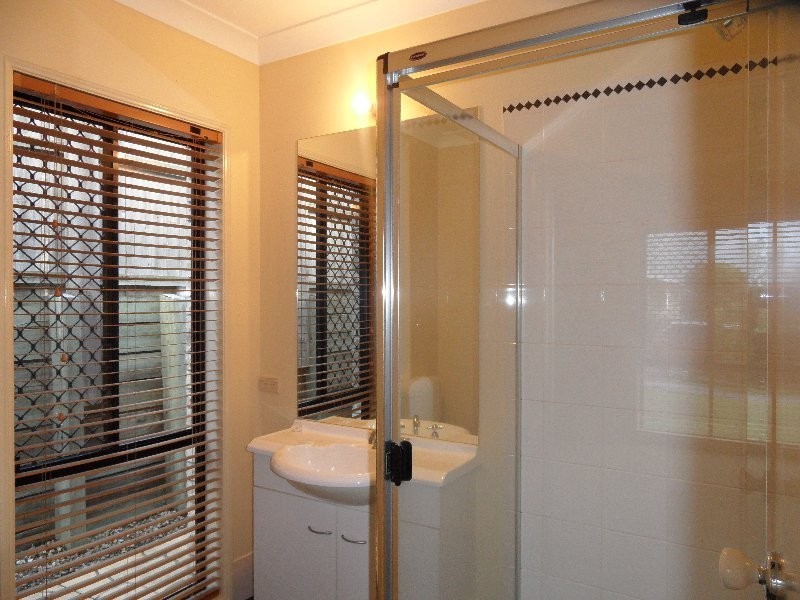 18 Apollo Place, Springfield Lakes QLD 4300