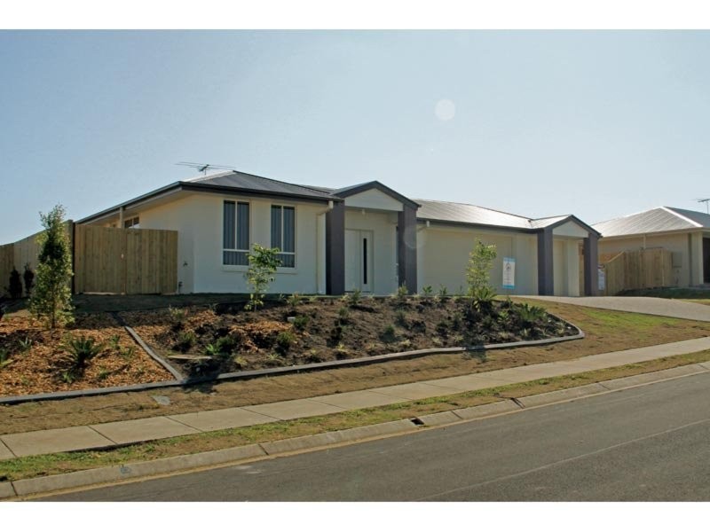 16 Iris Court, Yamanto QLD 4305