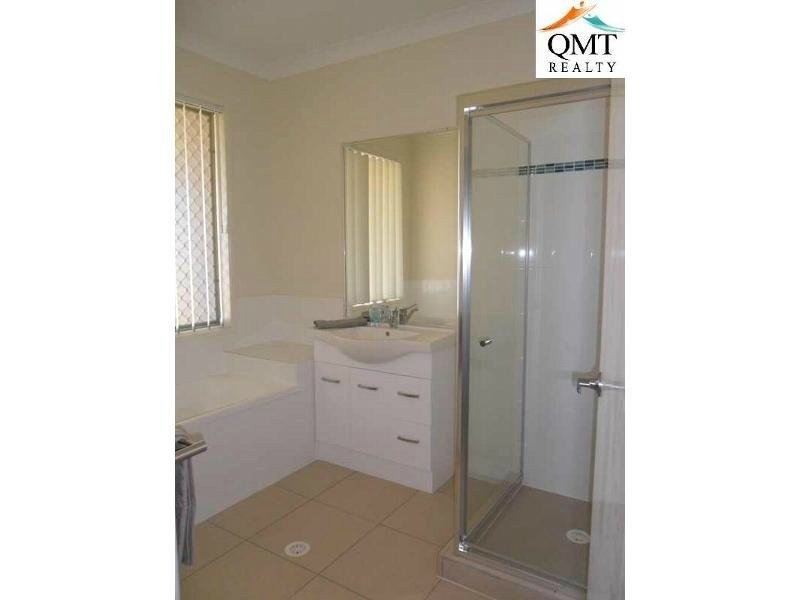 6 Lilly Court, Yamanto QLD 4305