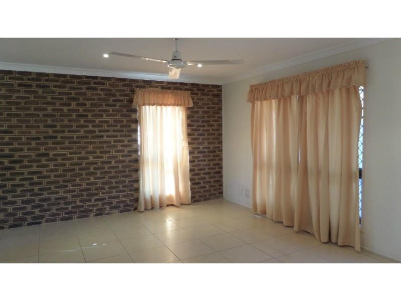 6 Elan Court, Runcorn QLD 4113