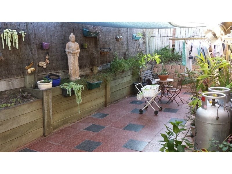 25 HIGHRIDGE RD, Springfield QLD 4300