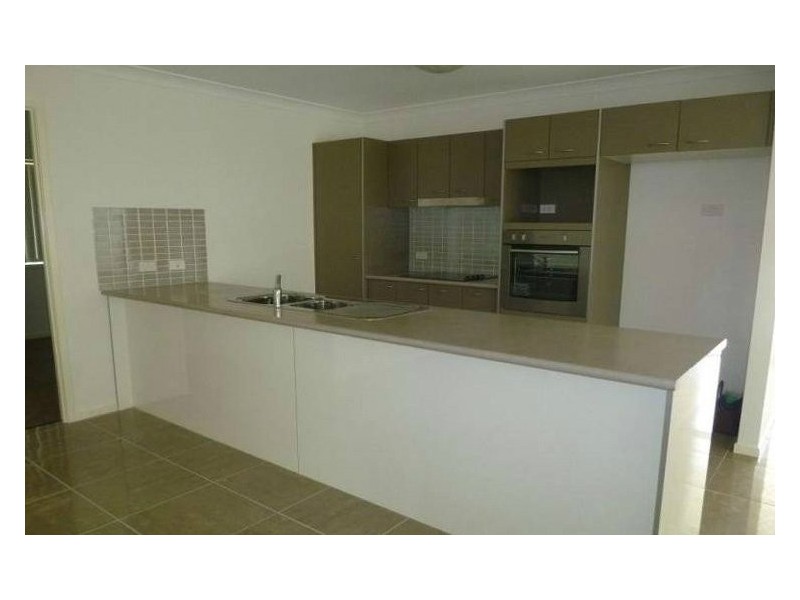 4 Bremer Street, Marsden QLD 4132