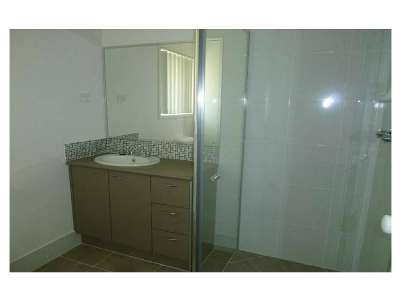 4 Bremer Street, Marsden QLD 4132