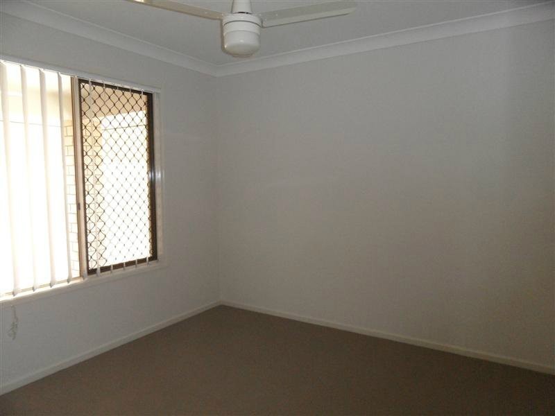12 Bowen Place, Blackstone QLD 4304