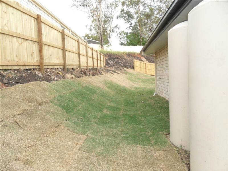12 Bowen Place, Blackstone QLD 4304