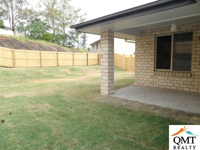 12 Bowen Place, Blackstone QLD 4304