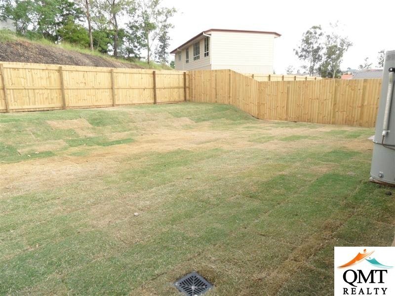 12 Bowen Place, Blackstone QLD 4304