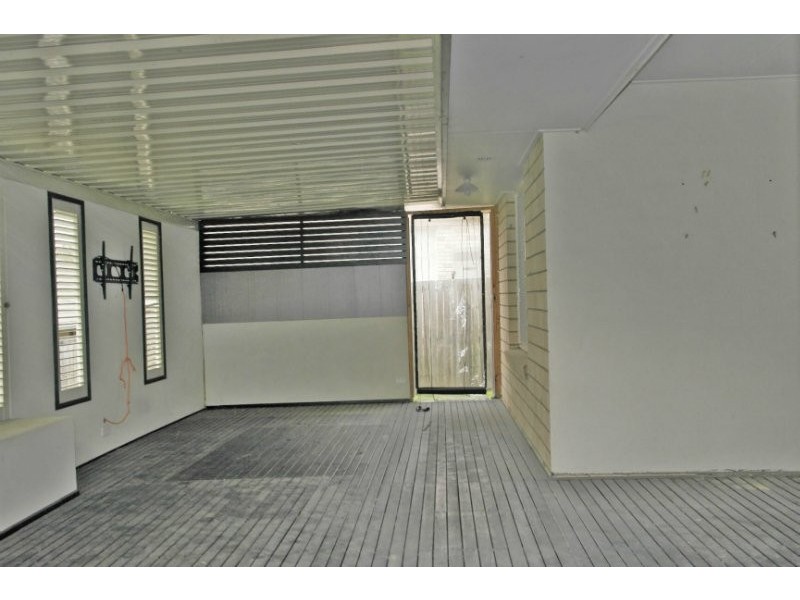 49 Eric Drive, Blackstone QLD 4304