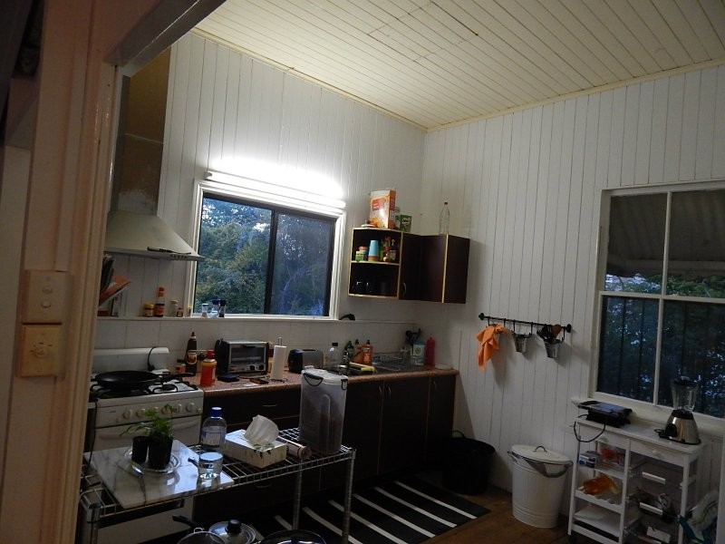 28 Walsh Street, Newtown QLD 4305