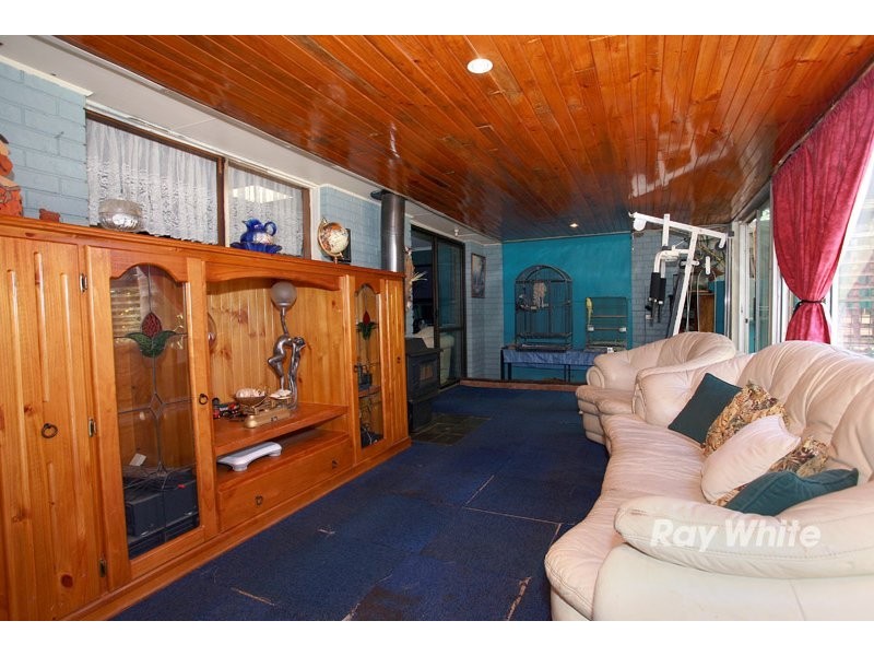 14 Cook Court, Cranbourne VIC 3977