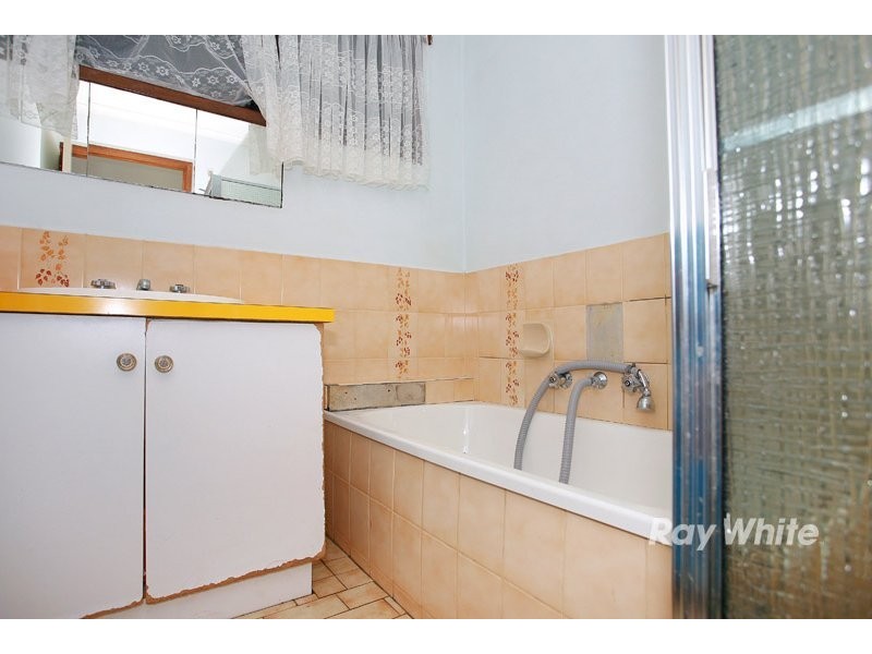 14 Cook Court, Cranbourne VIC 3977