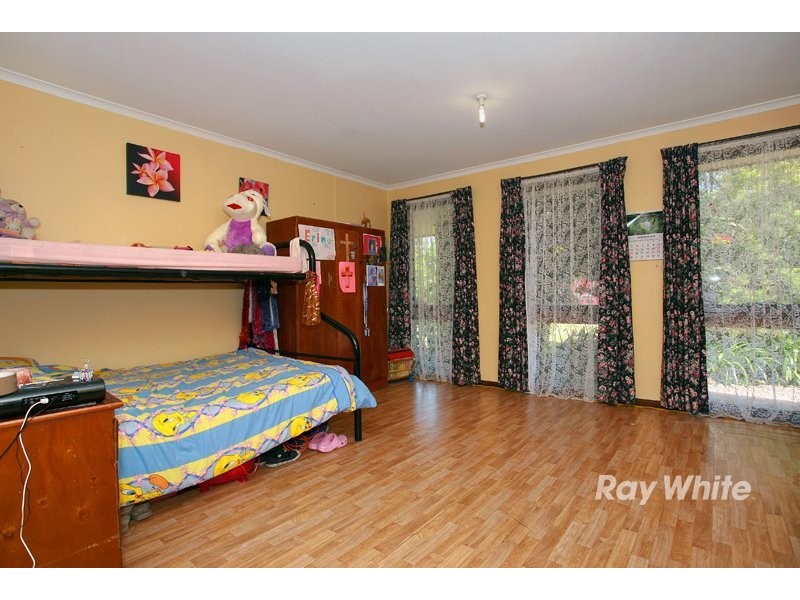 14 Cook Court, Cranbourne VIC 3977