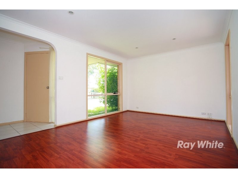 19 Marnie Drive, Cranbourne VIC 3977