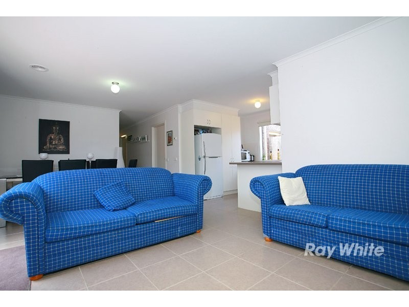 23 Calais Circuit, Cranbourne VIC 3977