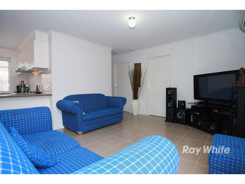23 Calais Circuit, Cranbourne VIC 3977