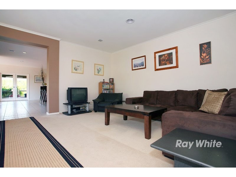 7 Ogle Way, Cranbourne North VIC 3977