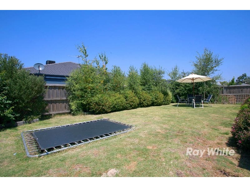 7 Ogle Way, Cranbourne North VIC 3977