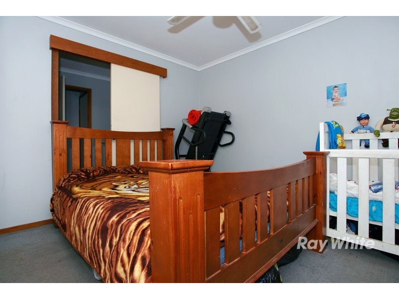 4 Jacinta Drive, Cranbourne VIC 3977
