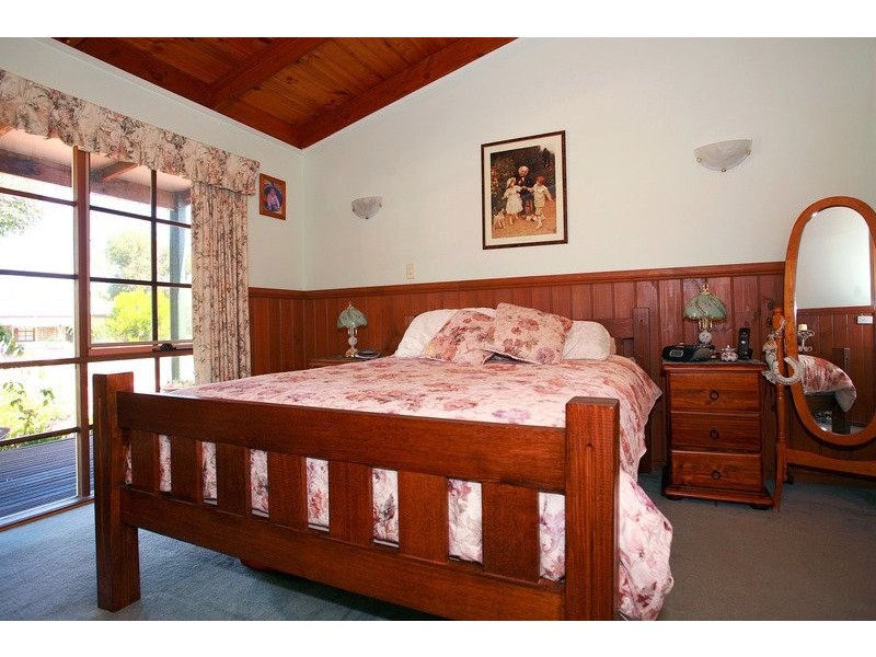 13 Channel Crescent, Blind Bight VIC 3980