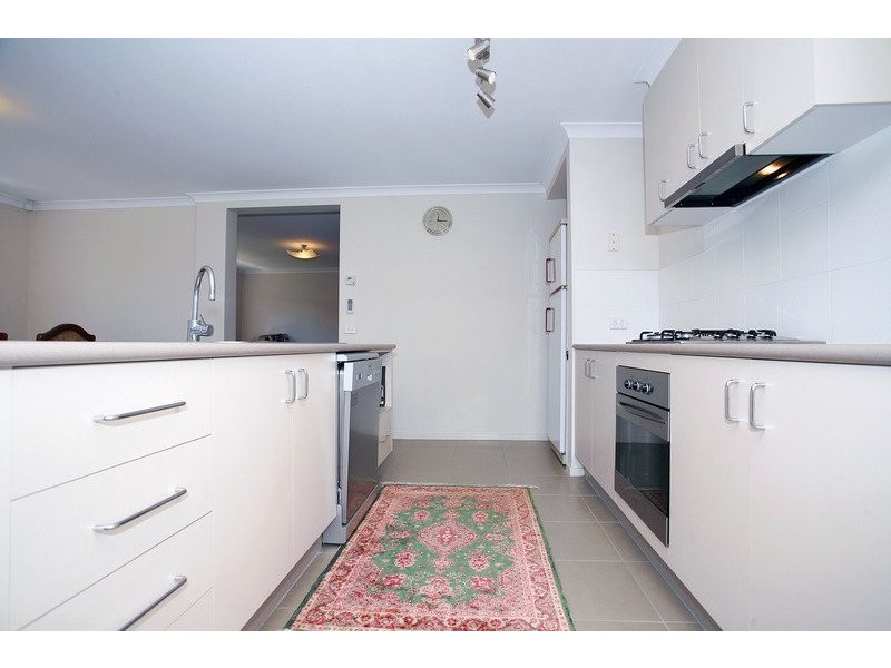 34 Bluemist Circuit, Lyndhurst VIC 3975