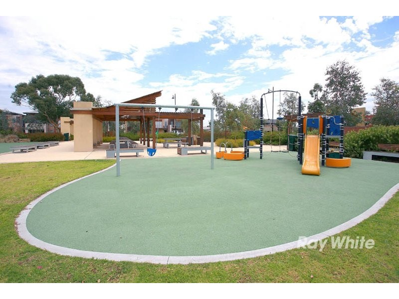 Lot 3030, Number 17 Ascent Drive, Cranbourne North VIC 3977