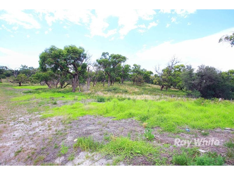 Lot 3030, Number 17 Ascent Drive, Cranbourne North VIC 3977