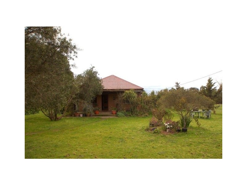 965 Robinsons Road, Pearcedale VIC 3912