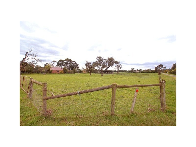 965 Robinsons Road, Pearcedale VIC 3912