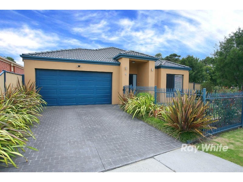 4 Amstel Mews, Cranbourne VIC 3977
