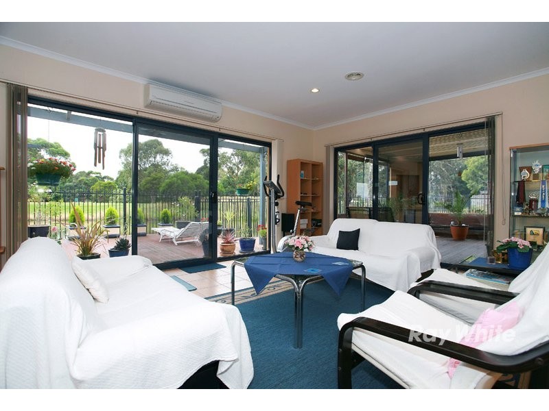 4 Amstel Mews, Cranbourne VIC 3977