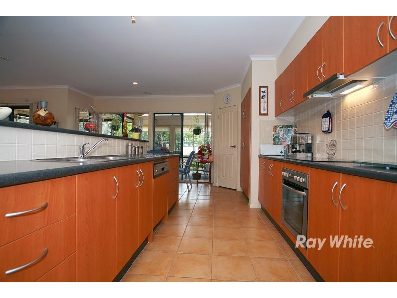 4 Amstel Mews, Cranbourne VIC 3977