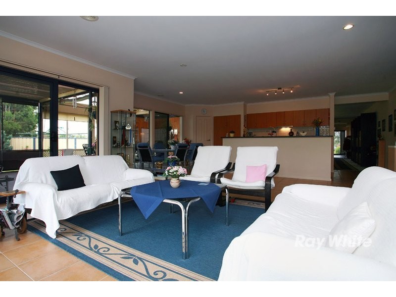 4 Amstel Mews, Cranbourne VIC 3977