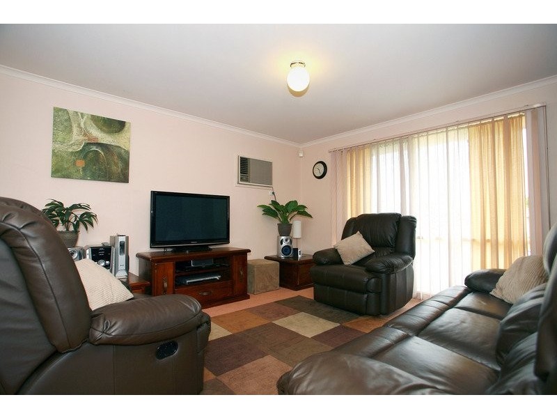 10 Eliza Street, Cranbourne VIC 3977